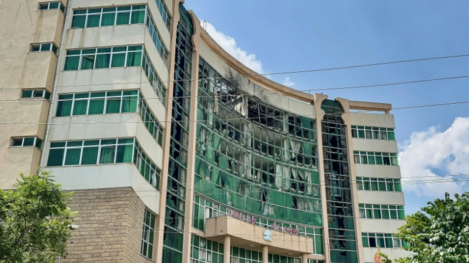Ethiopia's Tigray rebels abandon regional capital as govt advances
