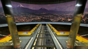 Quito inaugura seu metr&ocirc;, o primeiro do Equador