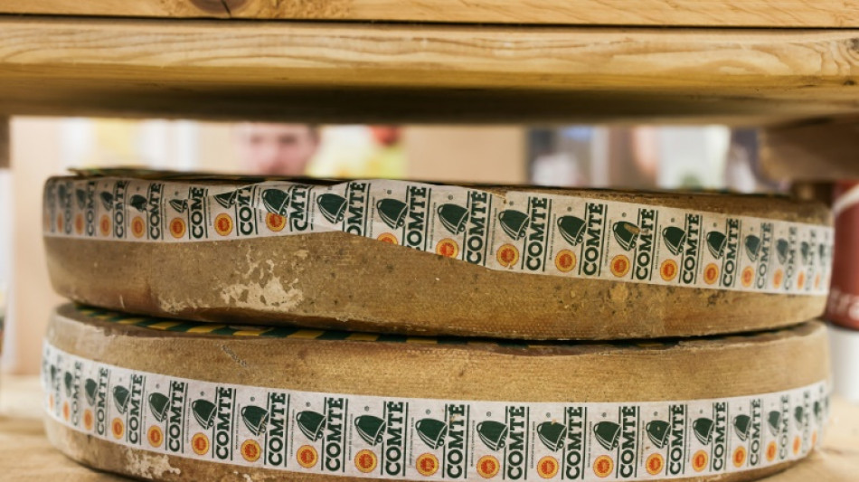 Le monde politique s'enflamme pour le comt&eacute;