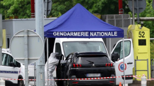 Attaque d'un fourgon pénitentiaire dans l'Eure: deux agents tués, un détenu évadé