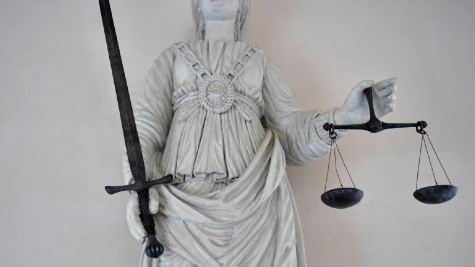 Mord am Ehemann auf gemeinsamem Anwesen: 66-J&auml;hrige aus Baden-W&uuml;rrtemberg verurteilt