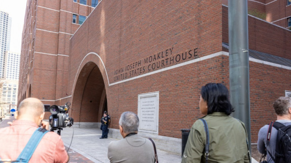 Militar acusado de vazar documentos dos EUA fez amea&ccedil;as 'violentas' online, dizem promotores