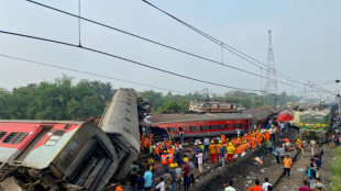 Rund 300 Tote und mehr als 850 Verletzte bei Zugungl&uuml;ck in Indien