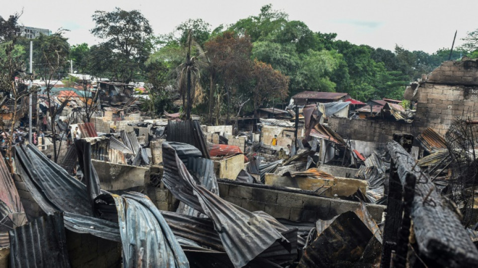 Ocho peronas mueren en un incendio en una barriada pobre de Filipinas