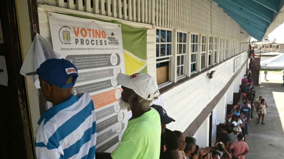 El presidente de Guyana promete una "tendencia clara" en los resultados electorales para final del d&iacute;a