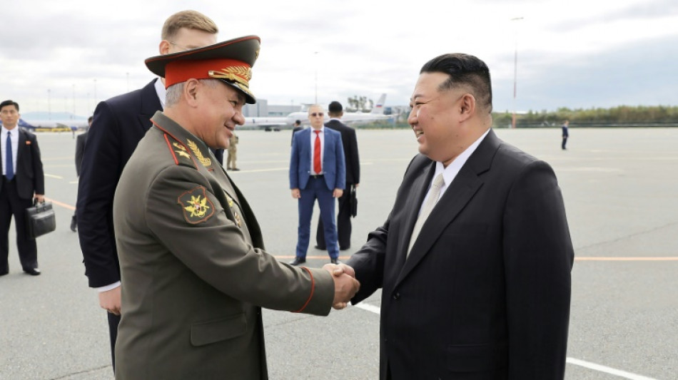 L&iacute;der norte-coreano conclui viagem &agrave; R&uacute;ssia