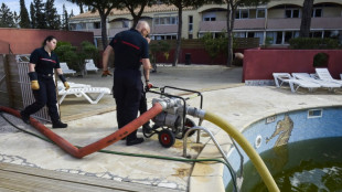 Face au risque incendie accru, des cuves &agrave; vin deviennent r&eacute;serves d'eau