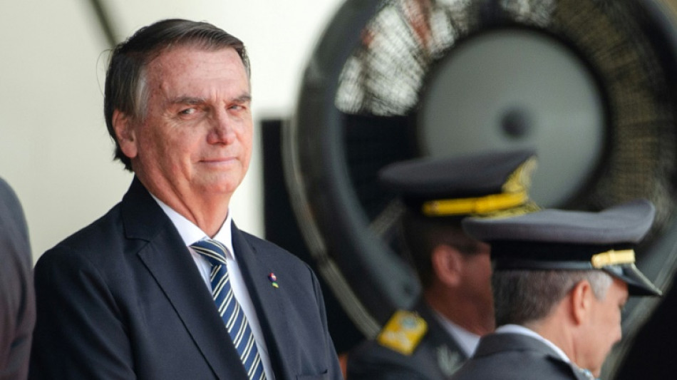 Bolsonaro verabschiedet sich unter Tränen von seinen Anhängern