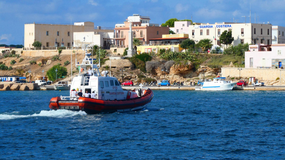 Superstiti del naufragio, 'sono 80 i dispersi'