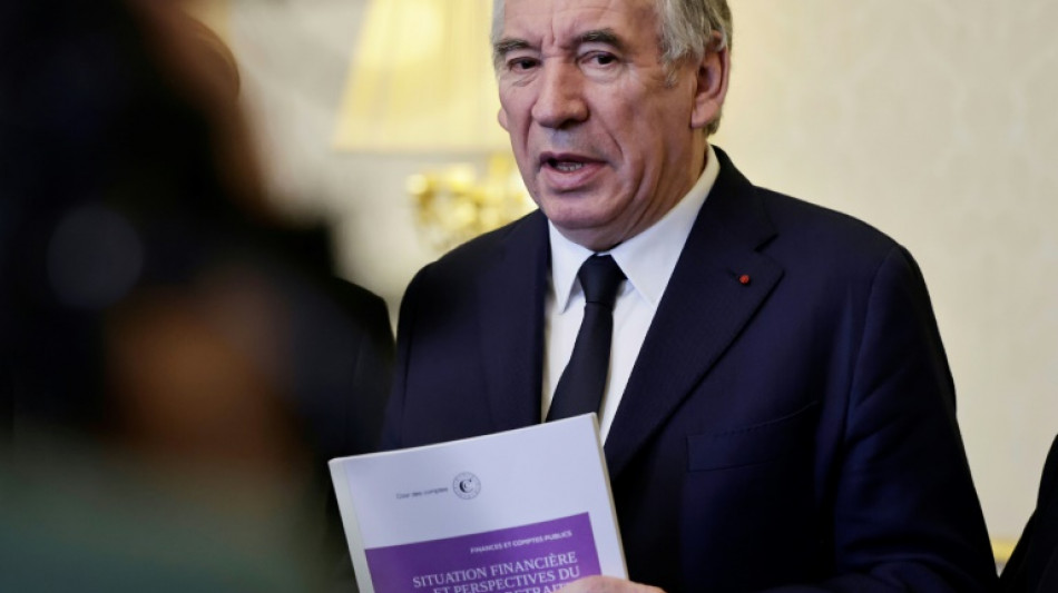 Retraites: le gouvernement exige l'&eacute;quilibre financier, FO quitte la n&eacute;gociation