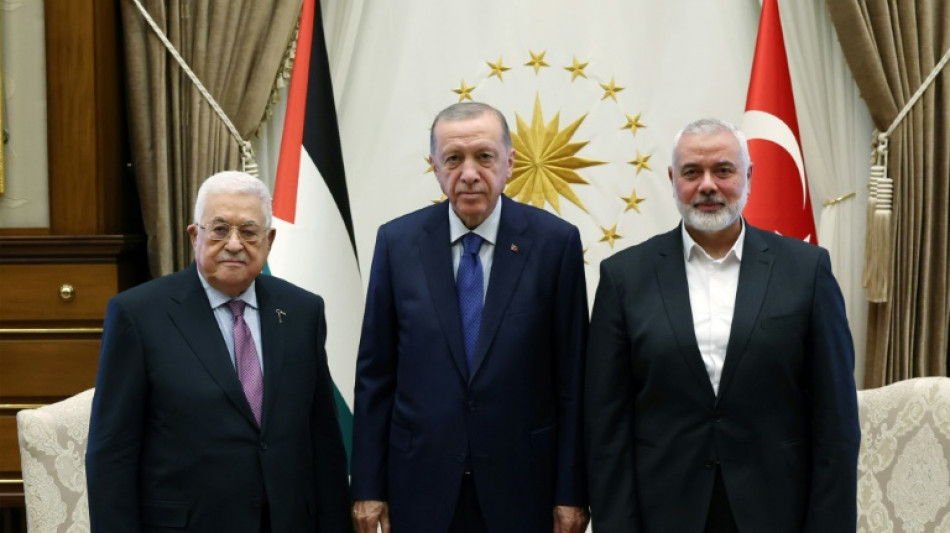 Pal&auml;stinenserpr&auml;sident Abbas und Hamas-Chef Hanija treffen in der T&uuml;rkei zusammen