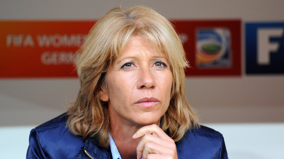 Uefa: FootbALL Awards 2025, riconoscimento a Carolina Morace