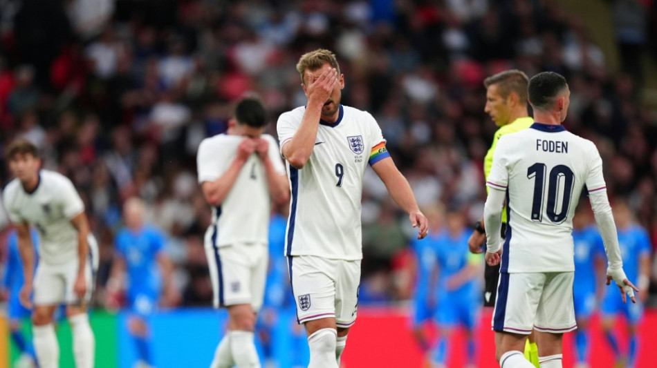 Massive Kritik: Kane und Co. bekommen "Wembley-Zorn" zu sp&uuml;ren