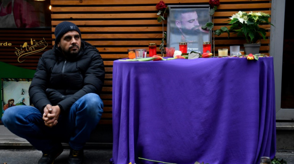 Drei Kurden in Paris getötet: Täter soll wegen rassistischen Mordes vor Gericht