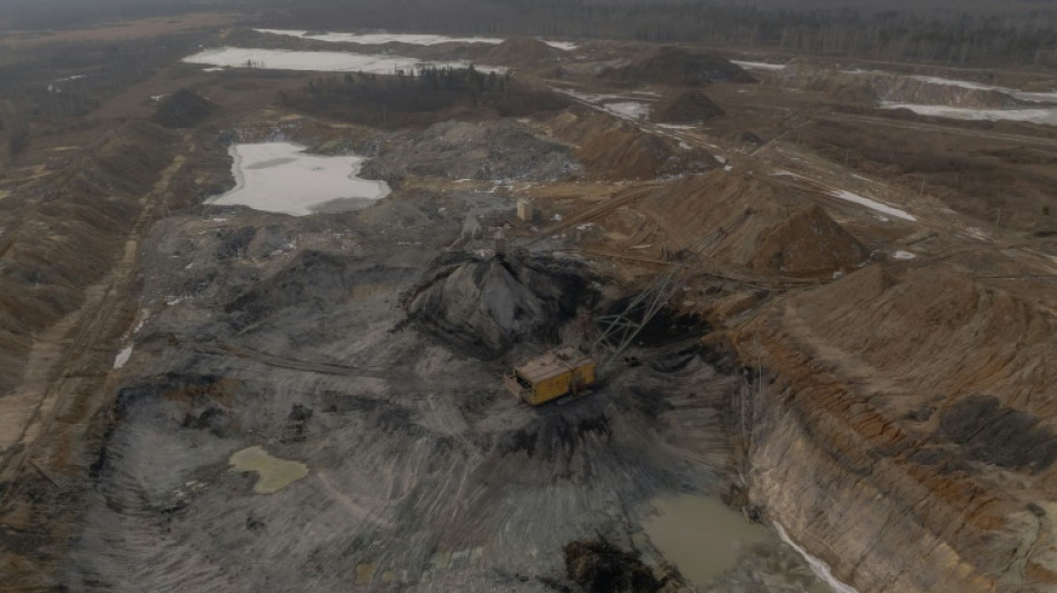 Zwei Monate nach Eklat im Wei&szlig;en Haus: USA und Ukraine unterzeichnen Rohstoffabkommen