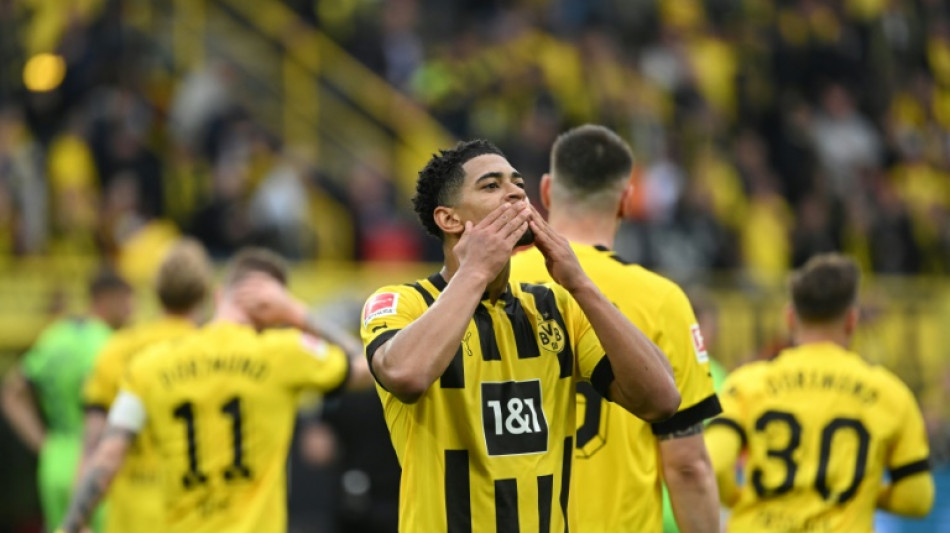 Madrid sign 'extraordinary' teen midfielder Bellingham