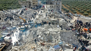 Zahl der Todesopfer bei Erdbeben in der Türkei und Syrien steigt auf über 7800