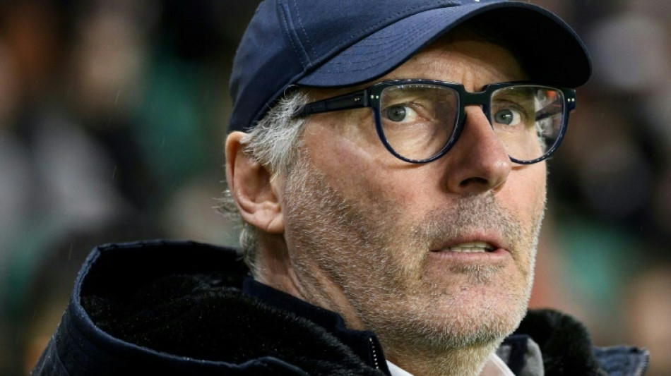 Laurent Blanc substitui Gallardo e &eacute; o novo t&eacute;cnico do Al-Ittihad de Benzema
