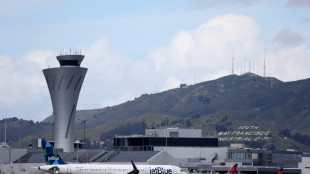 Dois aeroportos fora de San Francisco disputam o direito de usar o nome da cidade