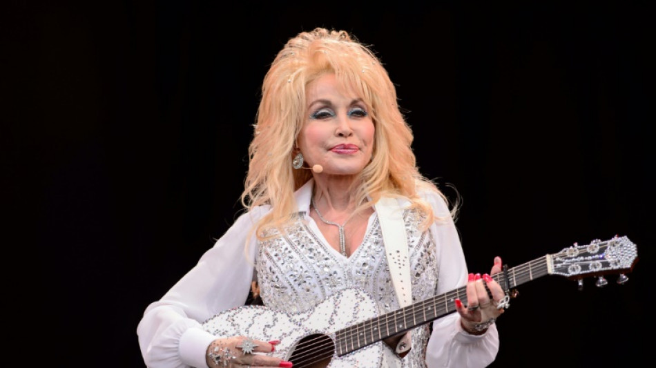 Dolly Parton wird gegen ursprünglichen Willen in Hall of Fame aufgenommen
