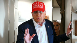 Projeto de lei or&ccedil;ament&aacute;ria de Trump paralisado por divis&otilde;es republicanas no Congresso