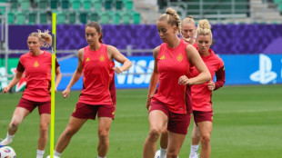 Mit "Engelsstimmen" der DFB-Frauen: Petry-Hit als EM-Hymne