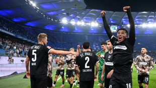 St Pauli vence d&eacute;rbi contra o Hamburgo (2-0) pela 2&ordf; rodada da Bundesliga