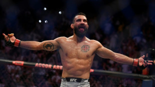 "Qui ose gagne": Benoit Saint-Denis, valeur montante du MMA fran&ccedil;ais