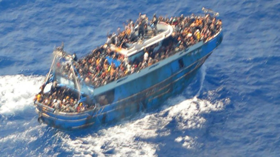 Grecia busca sobrevivientes del naufragio que dej&oacute; al menos 79 muertos