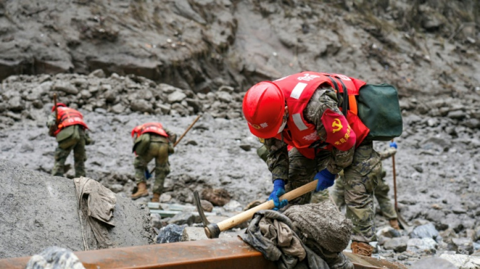 Sturzflut im Himalaya: Erdrutsch formt neuen See - Retter in Tibet abgezogen
