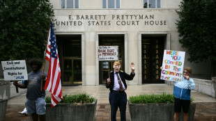US judge sets March 4 for historic Trump trial