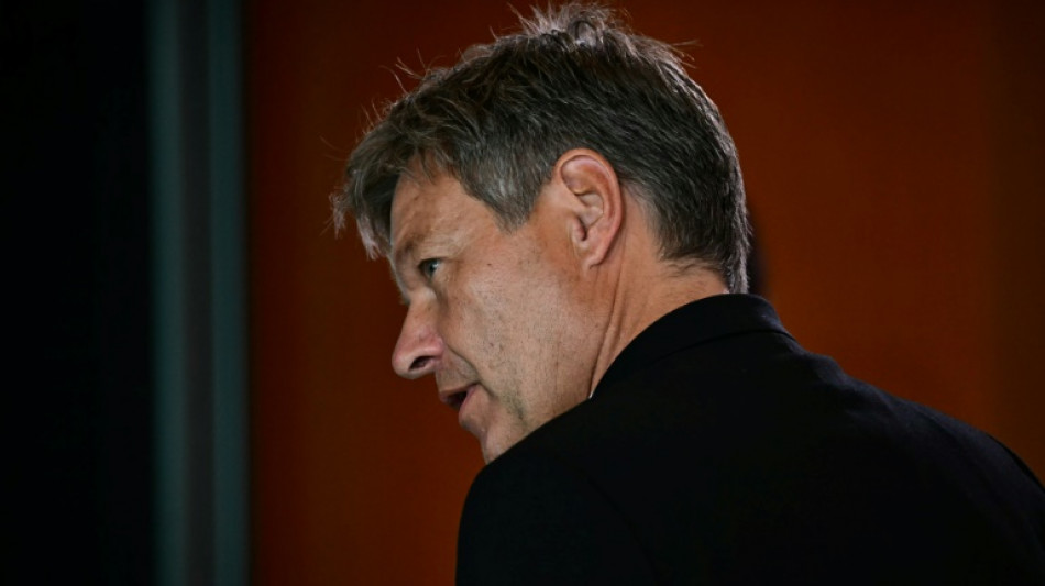 E-Auto und W&auml;rmepumpe: Habeck wirft Union "Kampf gegen technologischen Fortschritt" vor