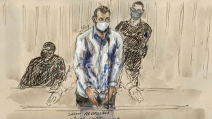 Au proc&egrave;s du 13-Novembre, les "no comment" de Salah Abdeslam
