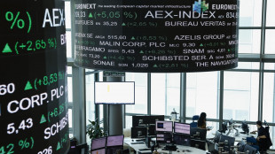 Borsa: l'Europa positiva con il calo del petrolio, si guarda a Hormuz