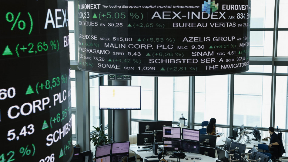 Borsa: l'Europa sale in attesa di Warsh, i bond alla finestra