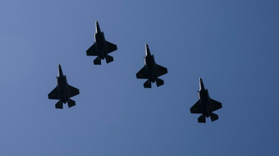 US sends 10 fighter jets to Puerto Rico as Venezuela tensions grow