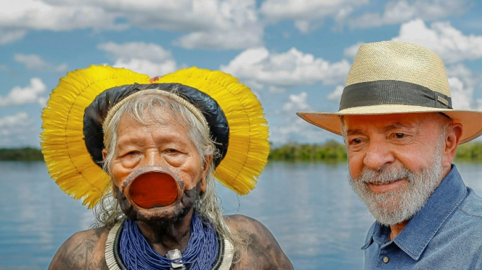 "A&uacute;n queda mucho por hacer" por los ind&iacute;genas, admite Lula ante el cacique Raoni