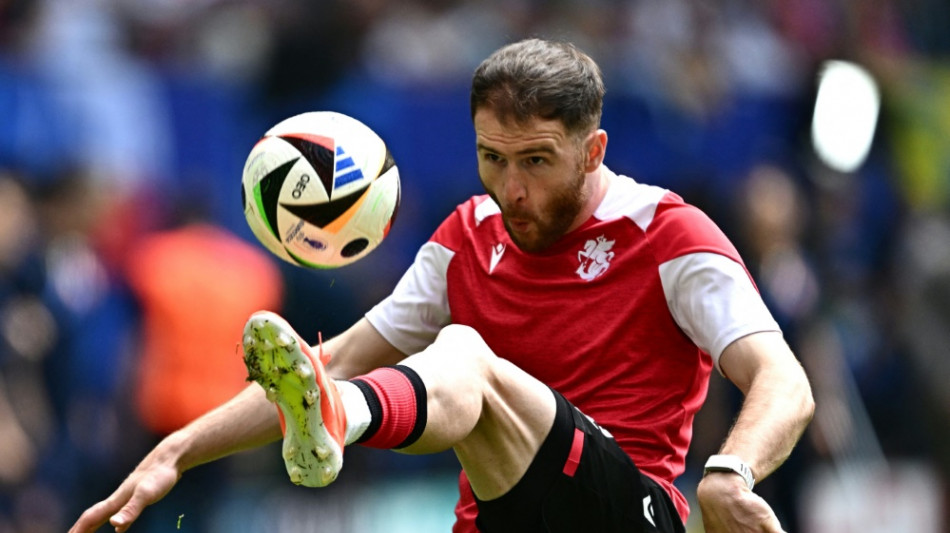 Heidenheim verpflichtet KSC-Torj&auml;ger Siwsiwadse