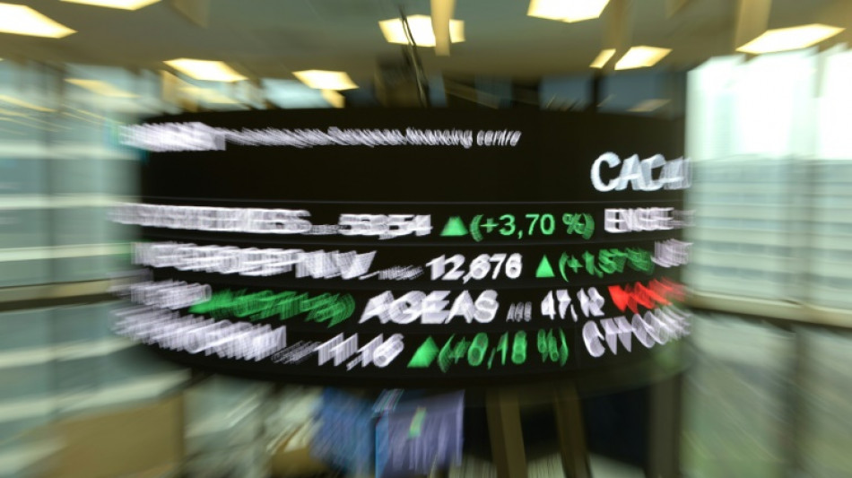 Les Bourses européennes terminent en légère hausse après une séance calme
