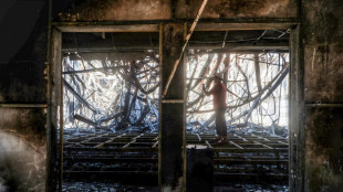 Indon&eacute;sie: trois morts dans un incendie &agrave; Makassar, les manifestations s'&eacute;tendent