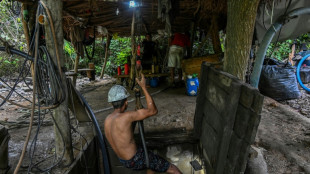 Minas de garimpo ilegal proliferam na cidade mais 'rica' do Brasil