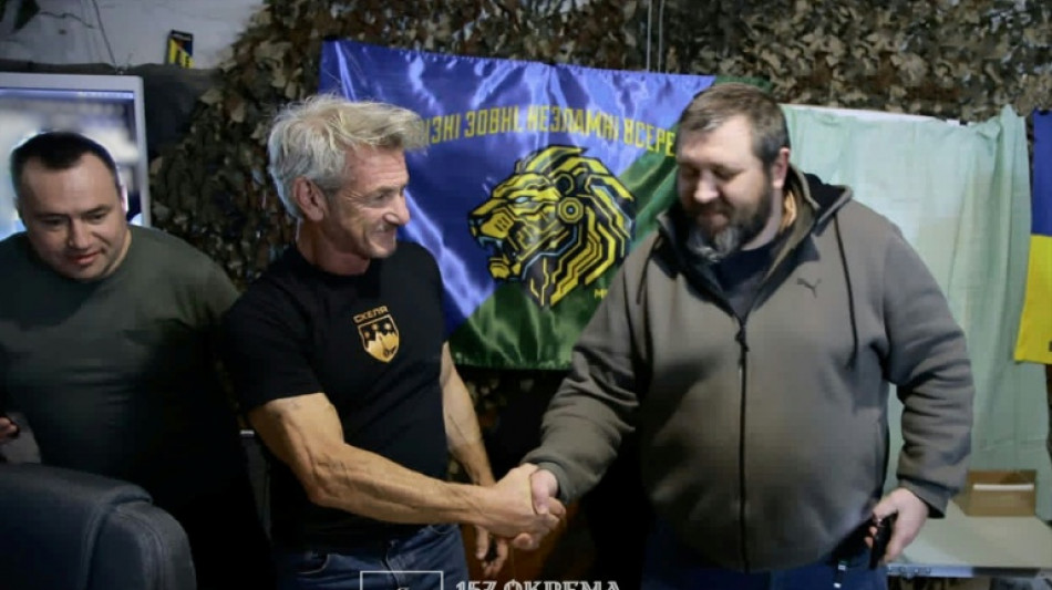 Sean Penn s'est rendu pr&egrave;s du front en Ukraine