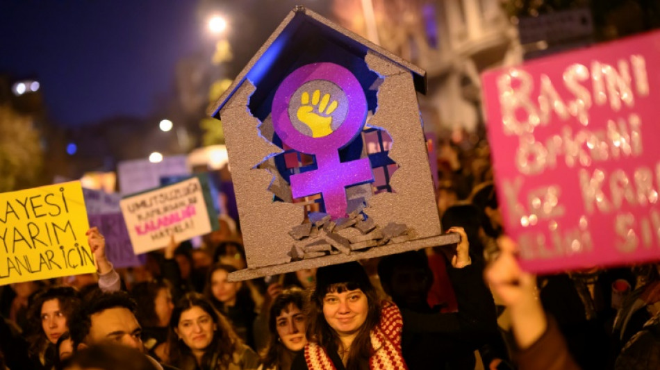 Von Paris bis Istanbul: Weltweit Protestm&auml;rsche zum Internationalen Frauentag