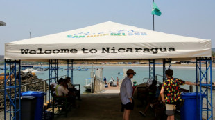 El mar y la seguridad atan a estadounidenses y europeos a un pueblo costero de Nicaragua