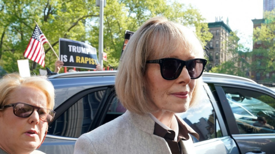 Come&ccedil;a julgamento civil contra Trump por estupro