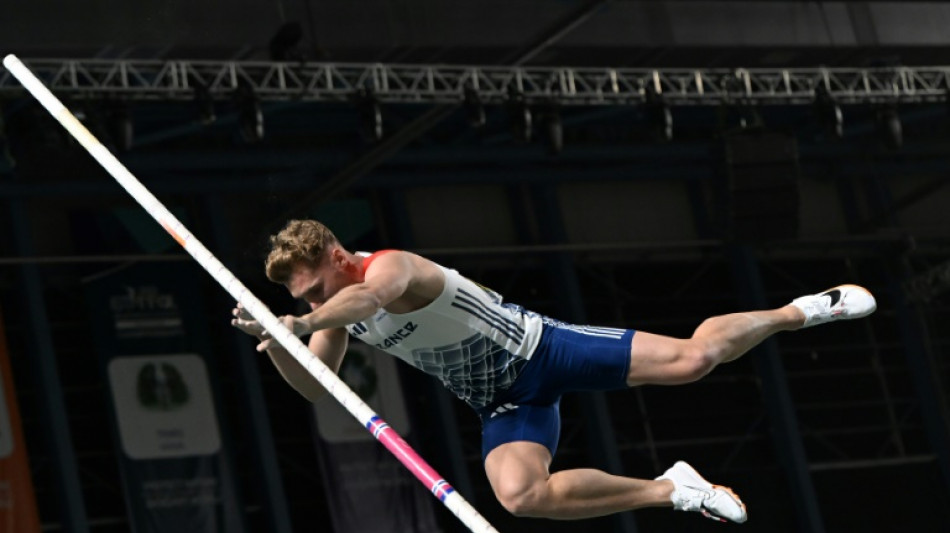 Euro d'athl&eacute;tisme en salle: Mayer reprend la main apr&egrave;s la perche