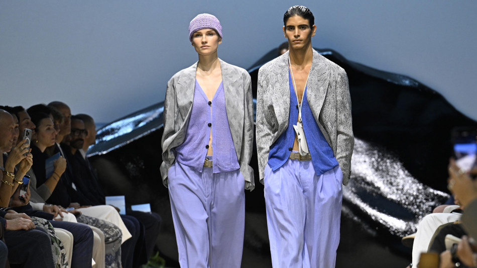 Armani, le sfilate si svolgeranno regolarmente
