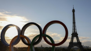 Les anneaux olympiques seront install&eacute;s sur la tour Eiffel pour les JO