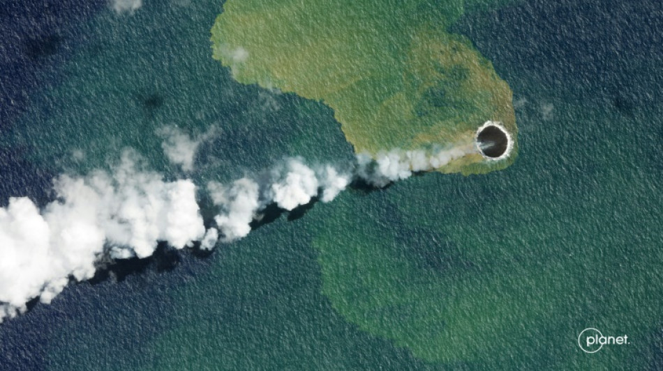 Volc&aacute;n de Tonga registra ocho erupciones en dos d&iacute;as