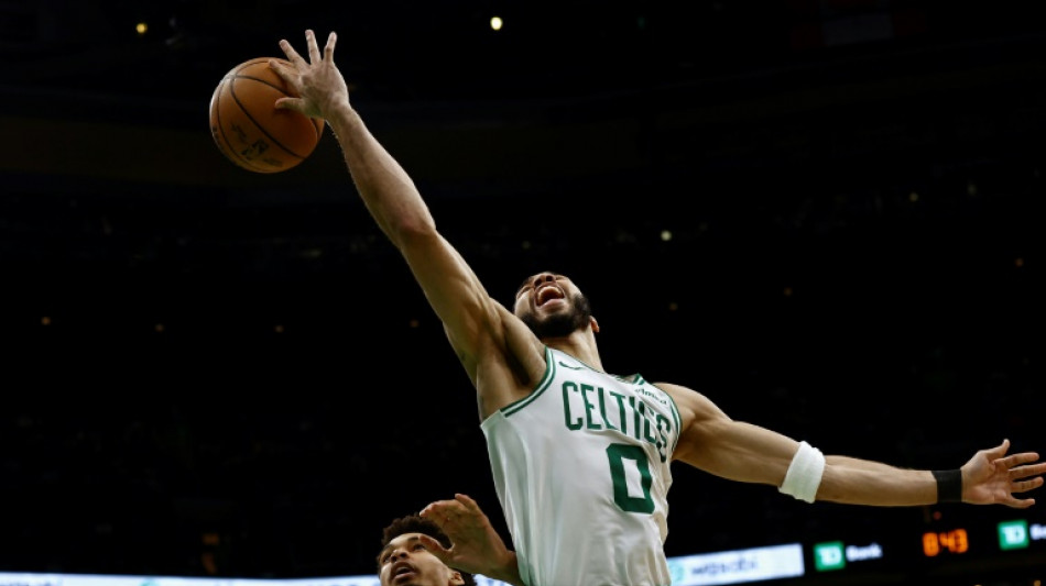 NBA: les Spurs de Wembanyama corrig&eacute;s par les Celtics de Tatum